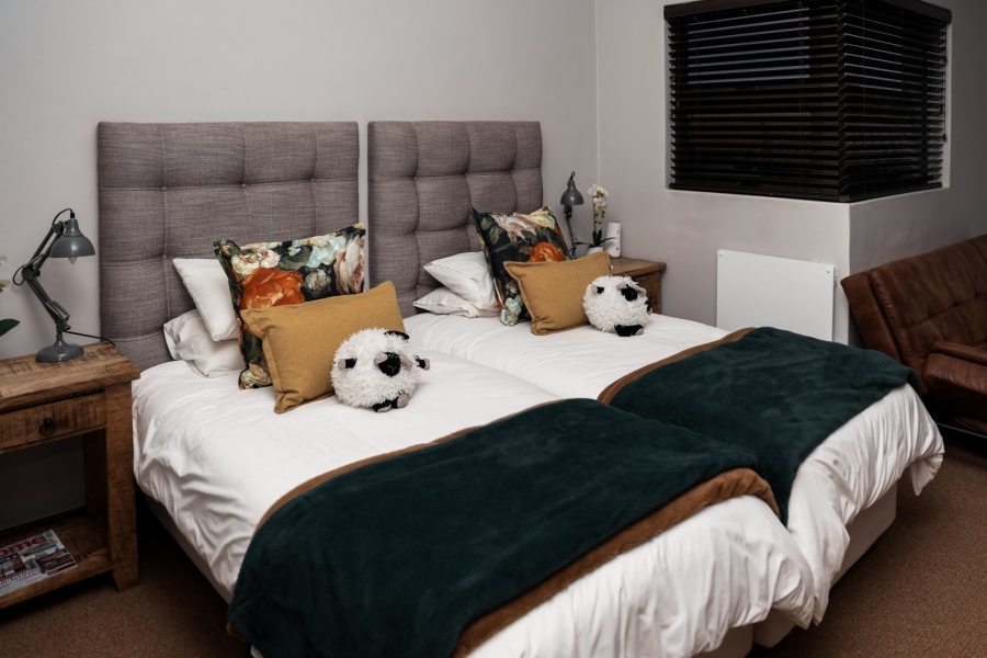 5 Bedroom Property for Sale in Xanadu Eco Park North West